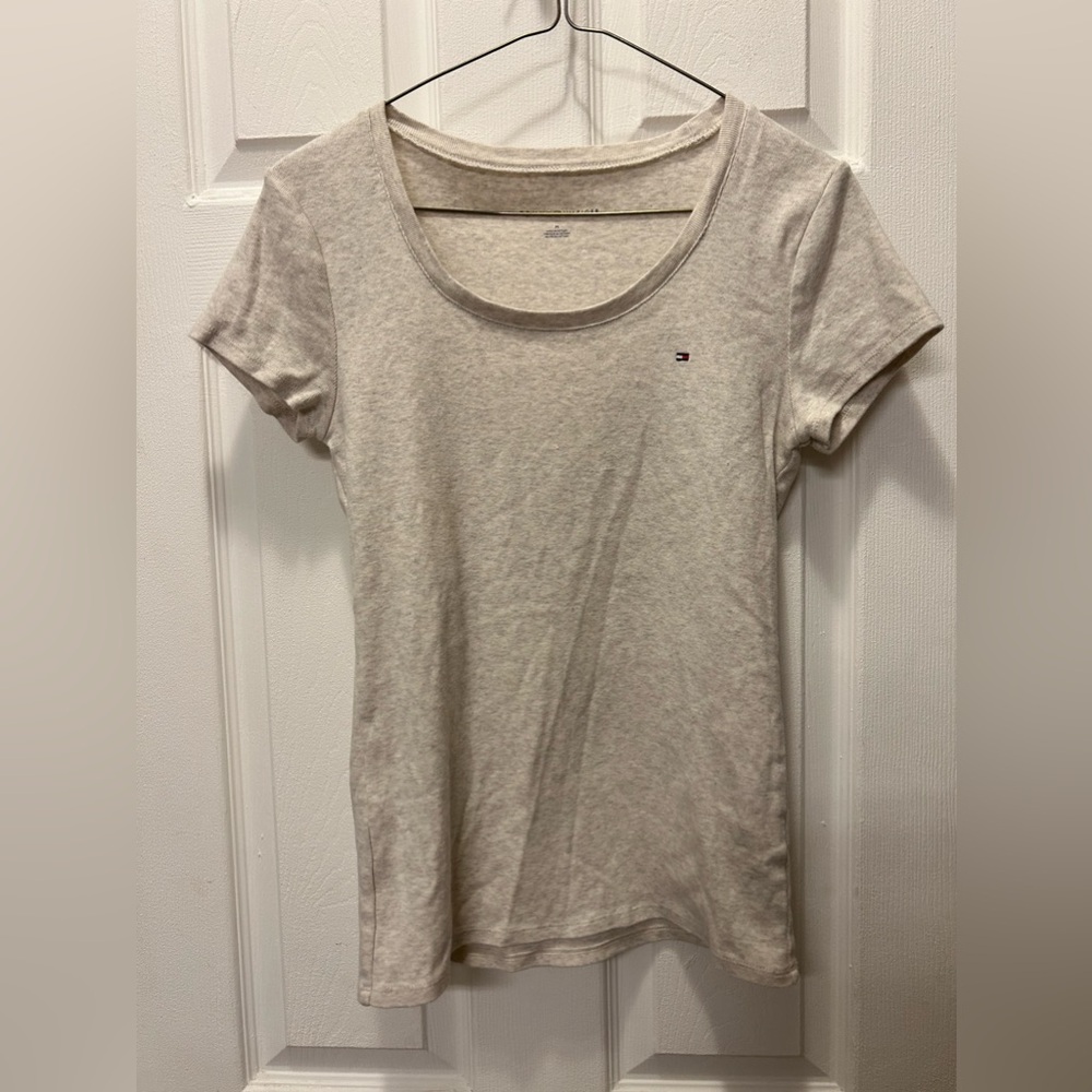 Tommy Hilfiger logo shirt medium